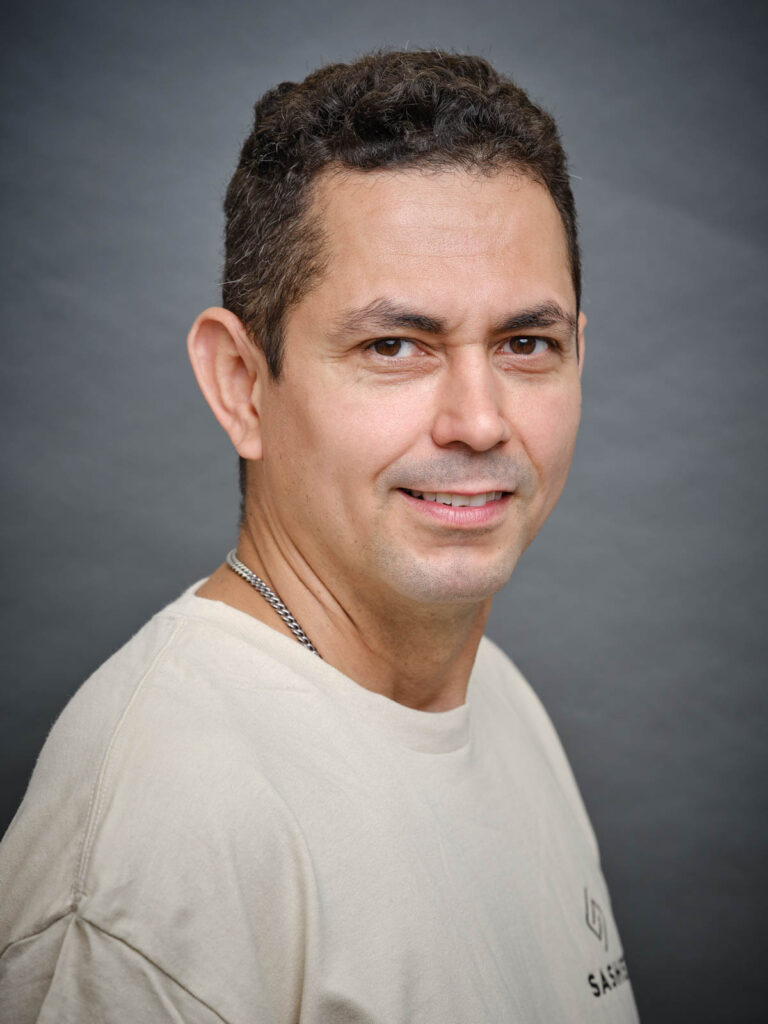 Marcio Da Silva sashed portraits