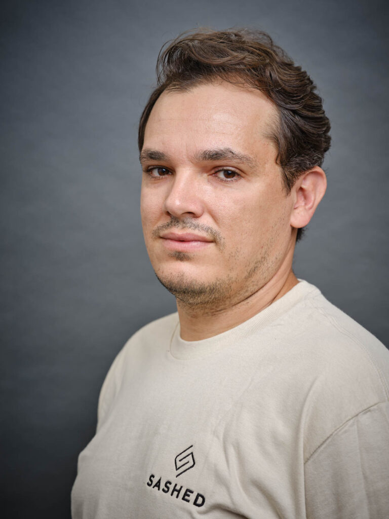 Roger Mari Da Silva sashed portraits