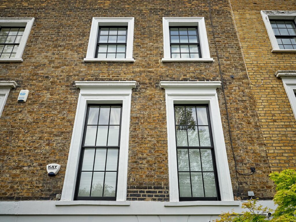 Vacuum glaze sash windows in a listed building
