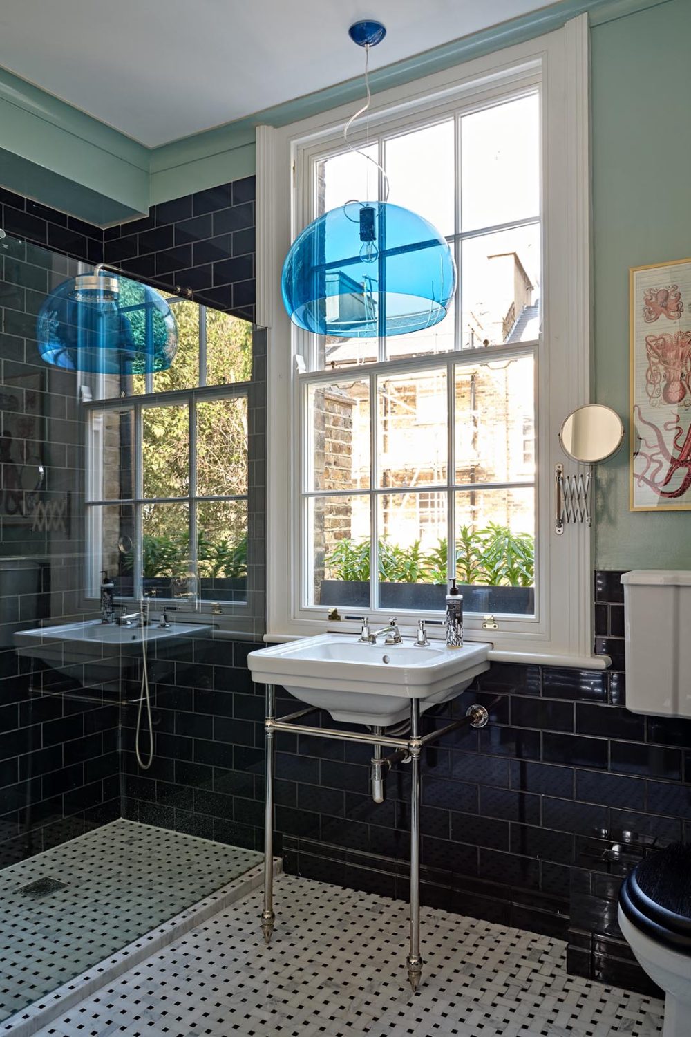 Accoya window in the bathroom